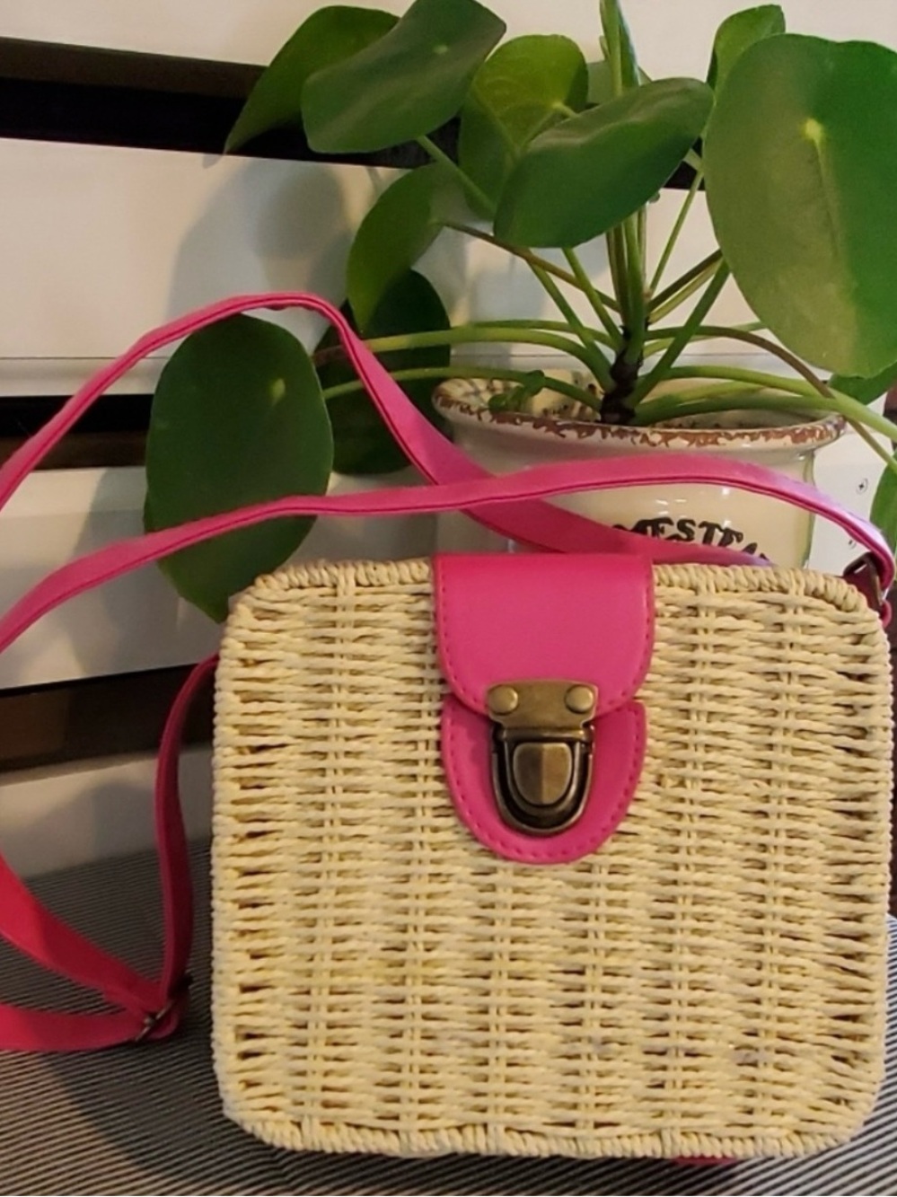 T-Bags Straw Crossbody with Pink Trim